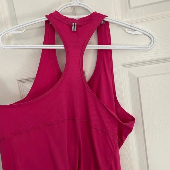 Nike Dri-Fit Racerback Tank, size L - Picture 6 of 7